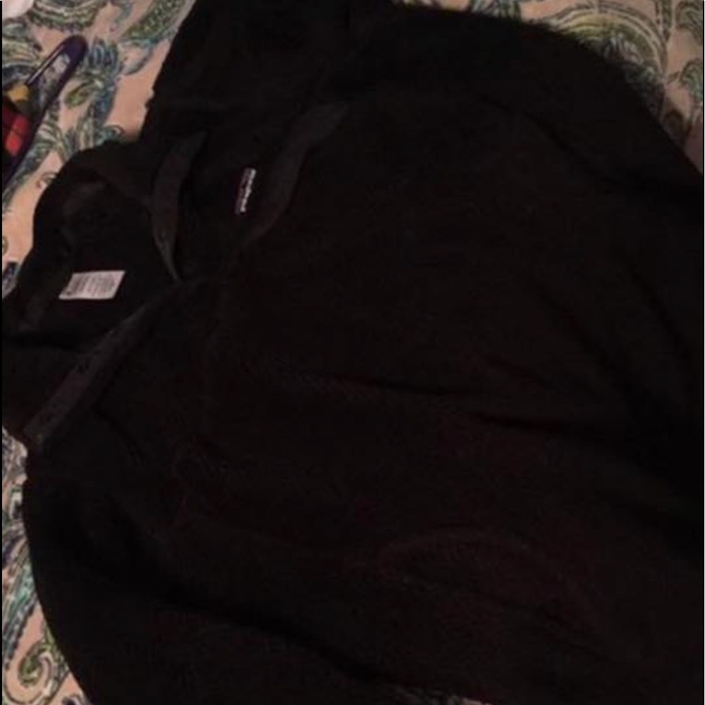 women’s Patagonia pullover